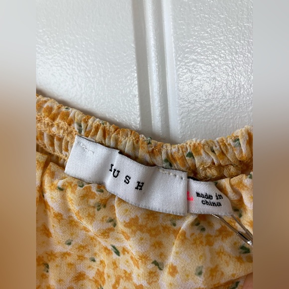 Floral Dress! - Picture 4 of 8